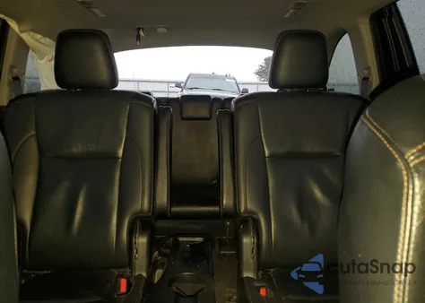 2019 Toyota Highlander Se from USA, damaged, VIN 5TDJZRFH7KS608061